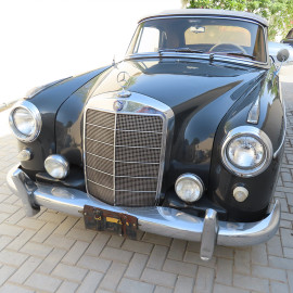 Mercedes-Benz 220 S (W128)