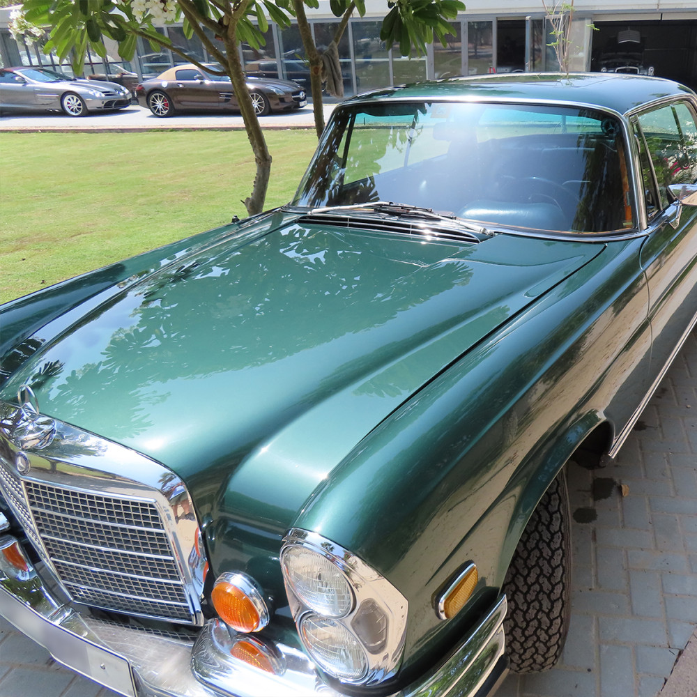 Mercedes-Benz 280 SE 3.5 Coupe - Metallic Dark Green