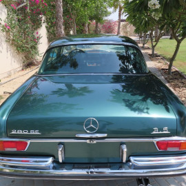 Mercedes-Benz 280 SE 3.5 Coupe - Metallic Dark Green